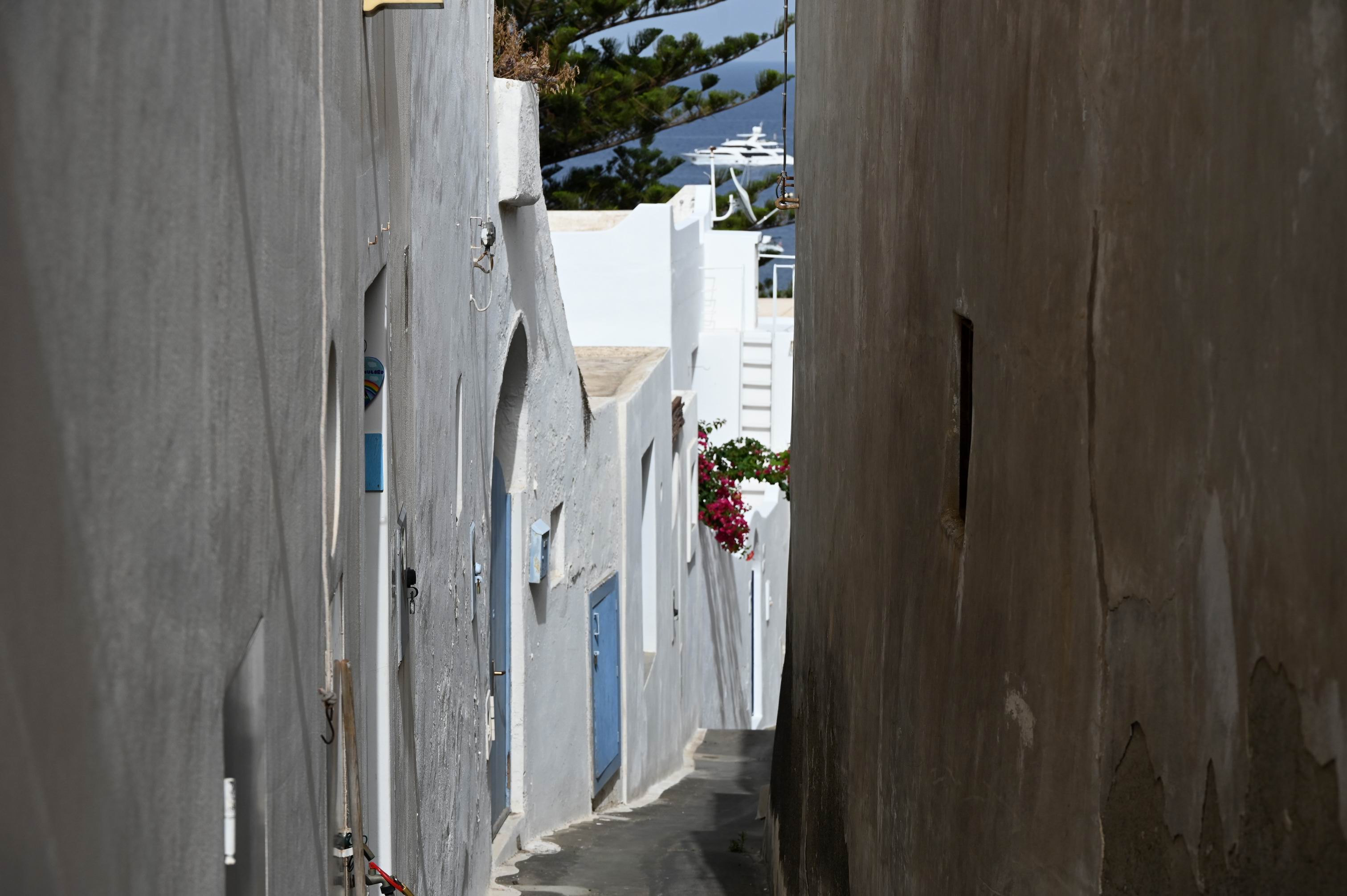 Stromboli_Guided_Tour_with_Local_Guide.JPG